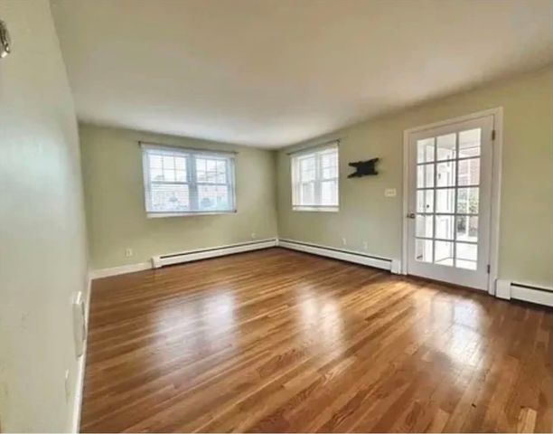 48 Emerson Garden 48, Lexington, MA 02420