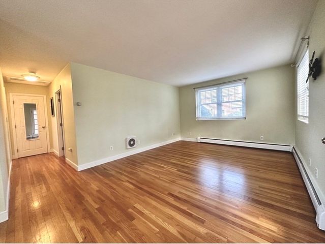 48 Emerson Garden 48, Lexington, MA 02420