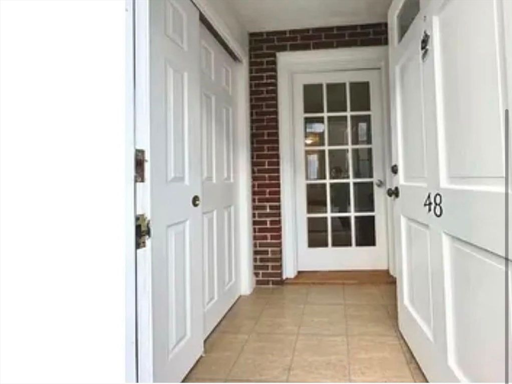 48 Emerson Garden 48, Lexington, MA 02420