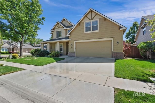 1083 E Legacy View Dr, Meridian, ID 83646