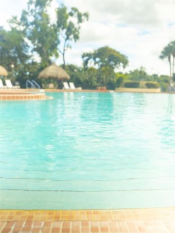 3140 Holiday Springs Boulevard 9-210, Margate, FL 33063