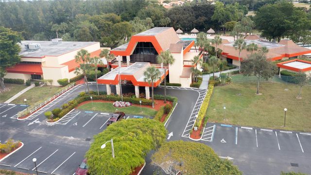 3140 Holiday Springs Boulevard 9-210, Margate, FL 33063