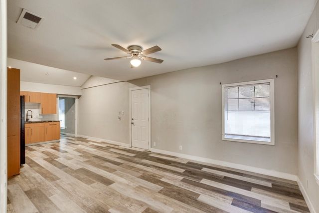 1657 Cottonwood Street, Grand Prairie, TX 75050