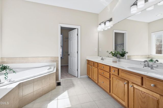 3209 Orchestra Court, Apex, NC 27539