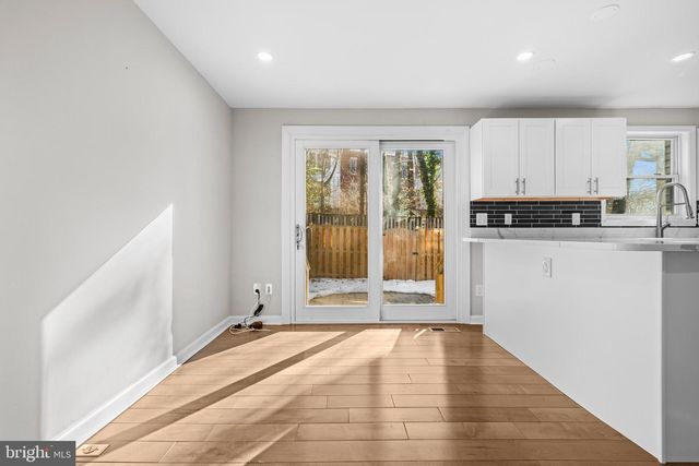 7941 TYSON OAKS CIR, Vienna, VA 22182