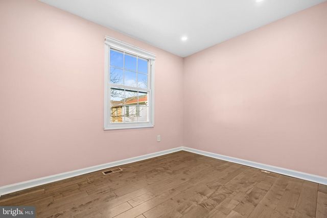 7941 TYSON OAKS CIR, Vienna, VA 22182