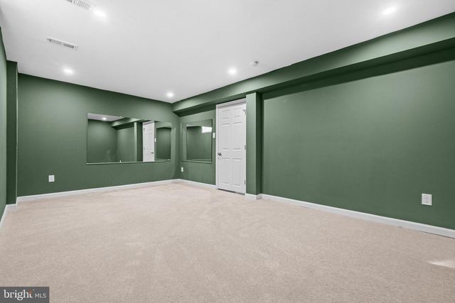 7941 TYSON OAKS CIR, Vienna, VA 22182