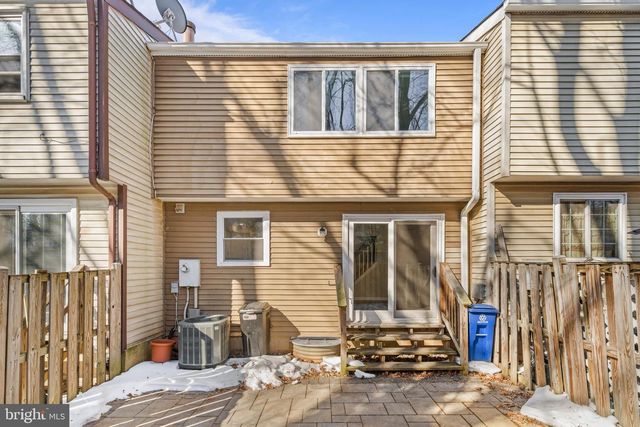 7941 TYSON OAKS CIR, Vienna, VA 22182