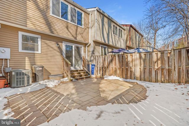 7941 TYSON OAKS CIR, Vienna, VA 22182