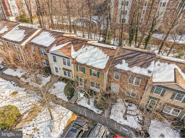 7941 TYSON OAKS CIR, Vienna, VA 22182