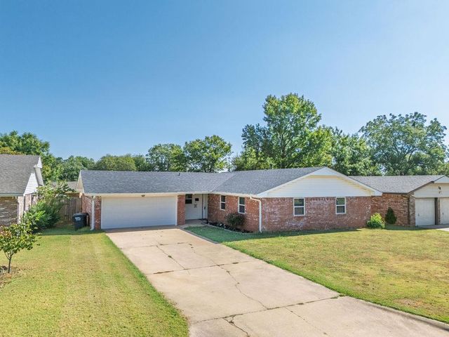 14 Arapaho Drive, Shawnee, OK 74801