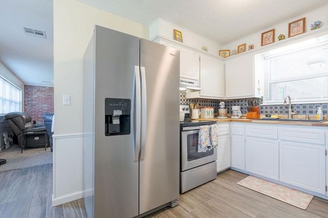 14 Arapaho Drive, Shawnee, OK 74801