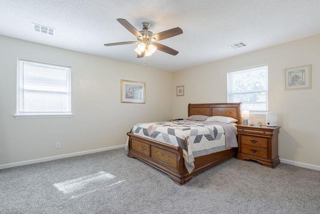 14 Arapaho Drive, Shawnee, OK 74801