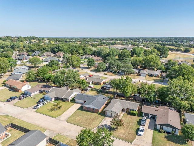 14 Arapaho Drive, Shawnee, OK 74801