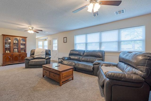14 Arapaho Drive, Shawnee, OK 74801