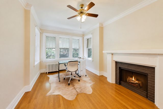 4252 N Whipple Street, Chicago, IL 60618