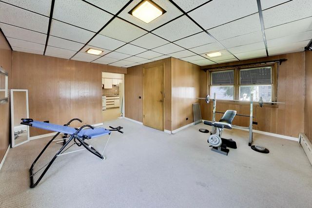 4252 N Whipple Street, Chicago, IL 60618