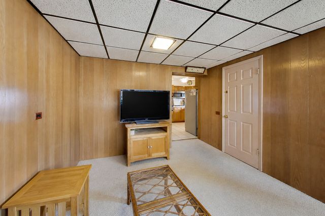4252 N Whipple Street, Chicago, IL 60618