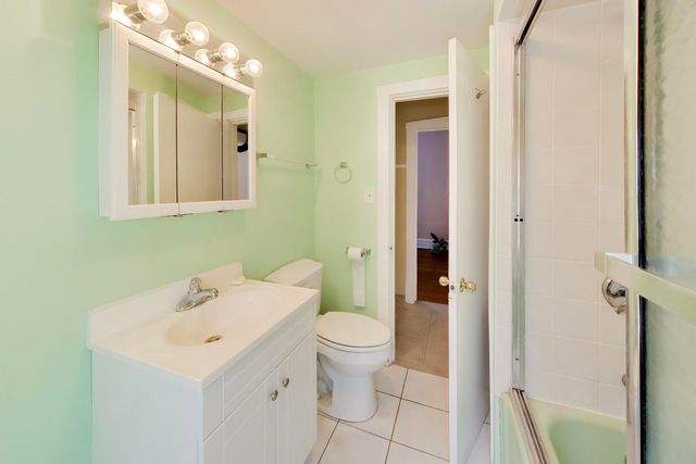 4252 N Whipple Street, Chicago, IL 60618