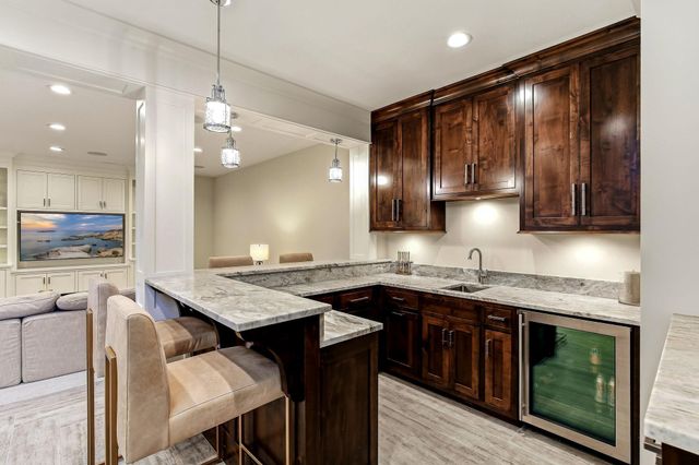 5433 Oaklawn Avenue, Edina, MN 55424