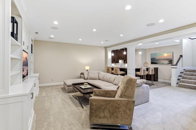 5433 Oaklawn Avenue, Edina, MN 55424