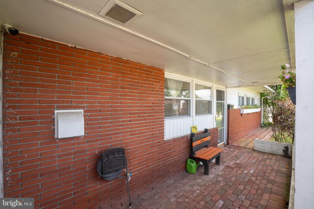 35 SPIRAL LN, LEVITTOWN, PA 19055 — photo 4