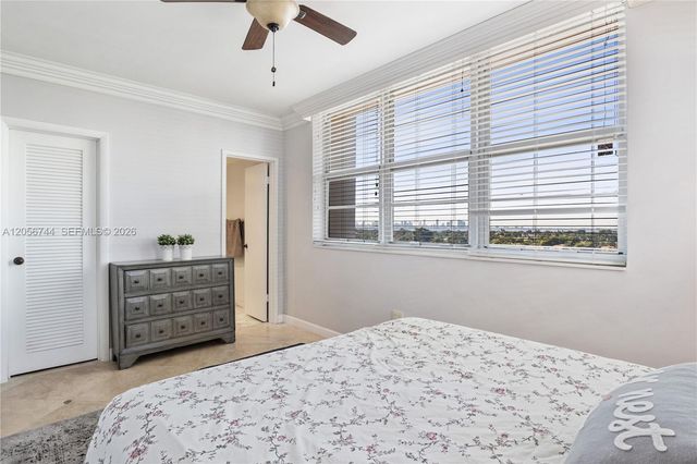 5825 Collins Avenue 9C, Miami Beach, FL 33140