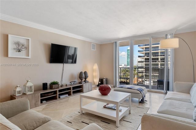 5825 Collins Avenue 9C, Miami Beach, FL 33140