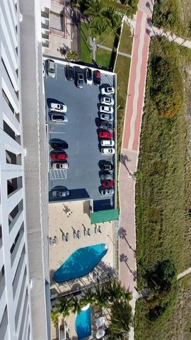 5825 Collins Avenue 9C, Miami Beach, FL 33140