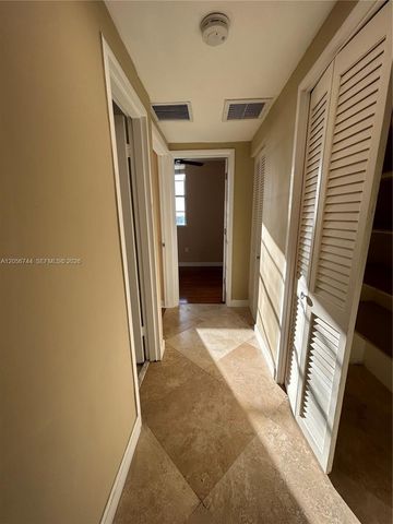5825 Collins Avenue 9C, Miami Beach, FL 33140