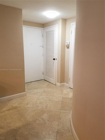 5825 Collins Avenue 9C, Miami Beach, FL 33140