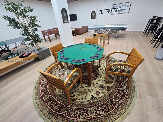 5825 Collins Avenue 9C, Miami Beach, FL 33140