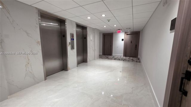 5825 Collins Avenue 9C, Miami Beach, FL 33140