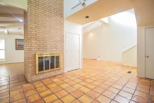 9102 Vicksburg Avenue, 10, Lubbock, TX 79424