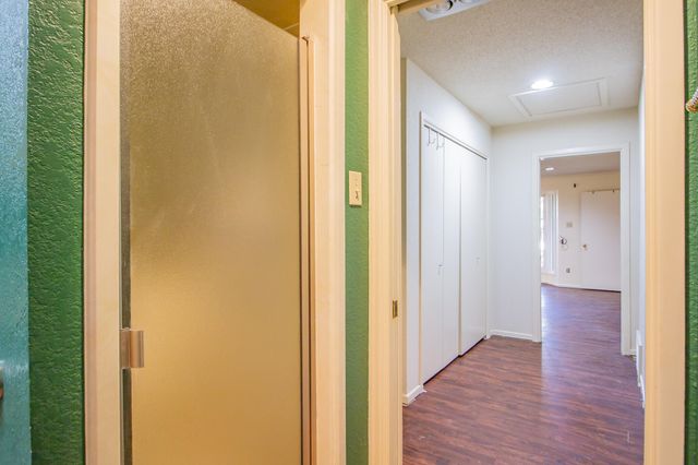 9102 Vicksburg Avenue, 10, Lubbock, TX 79424