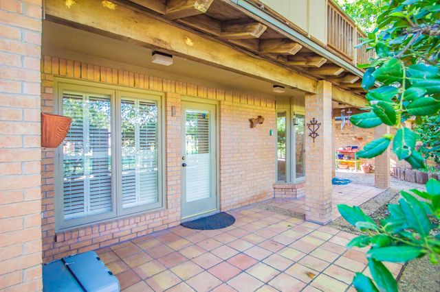 9102 Vicksburg Avenue, 10, Lubbock, TX 79424