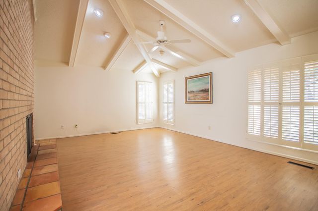 9102 Vicksburg Avenue, 10, Lubbock, TX 79424