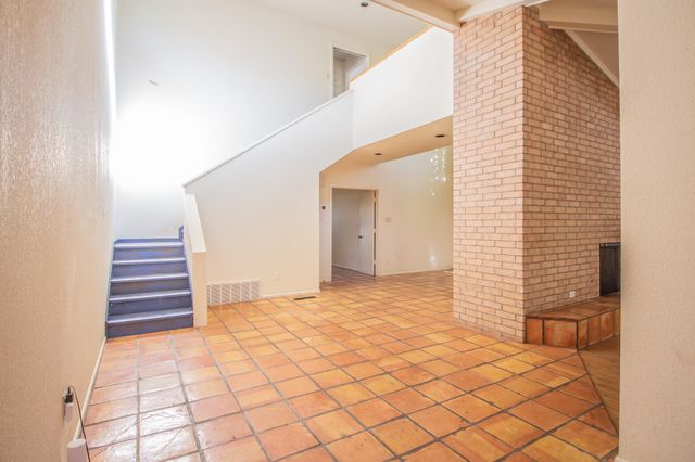 9102 Vicksburg Avenue, 10, Lubbock, TX 79424