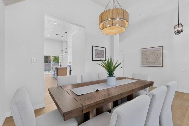 8500 Hampton Avenue NE, Albuquerque, NM 87122