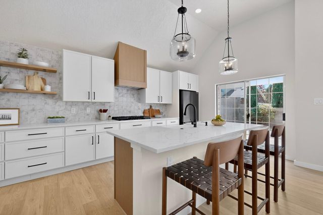 8500 Hampton Avenue NE, Albuquerque, NM 87122