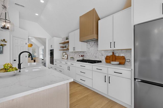 8500 Hampton Avenue NE, Albuquerque, NM 87122