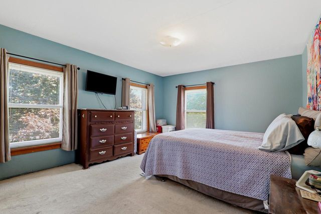 516 N 5th STREET, Manitowoc, WI 54220