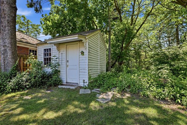 516 N 5th STREET, Manitowoc, WI 54220