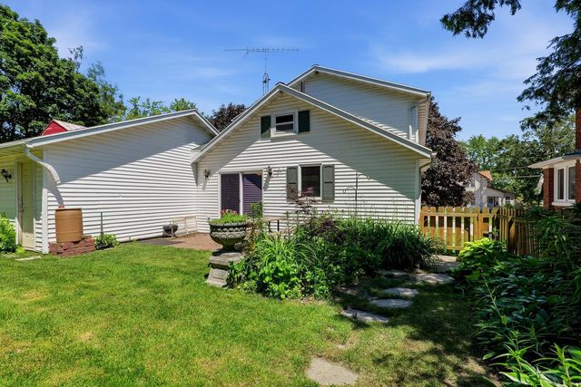 516 N 5th STREET, Manitowoc, WI 54220