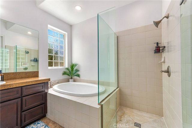 80783 Calle Azul, La Quinta, CA 92253