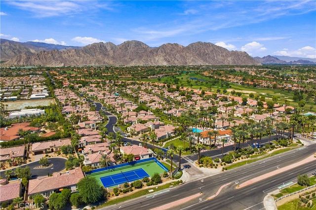 80783 Calle Azul, La Quinta, CA 92253