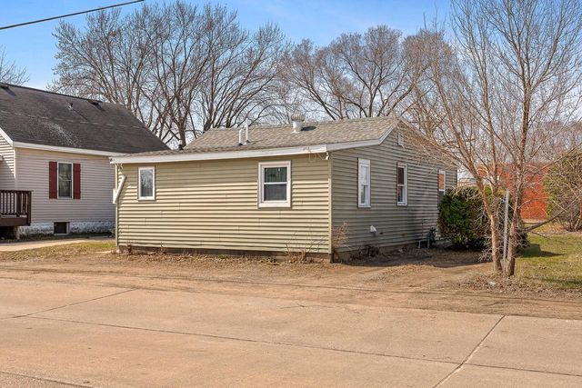 2038 Avon STREET, La Crosse, WI 54603