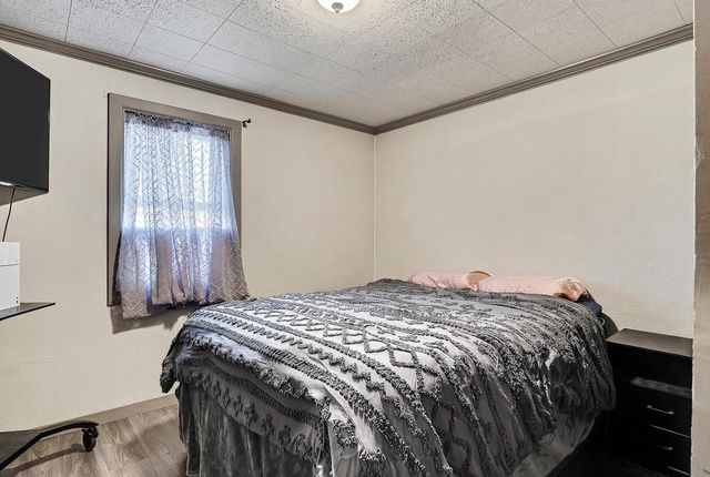 2038 Avon STREET, La Crosse, WI 54603