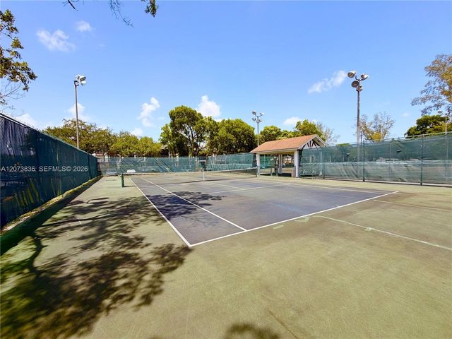 3730 Inverrary Drive 1G, Lauderhill, FL 33319
