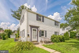 205 LYSTER RD, Oreland, PA 19075